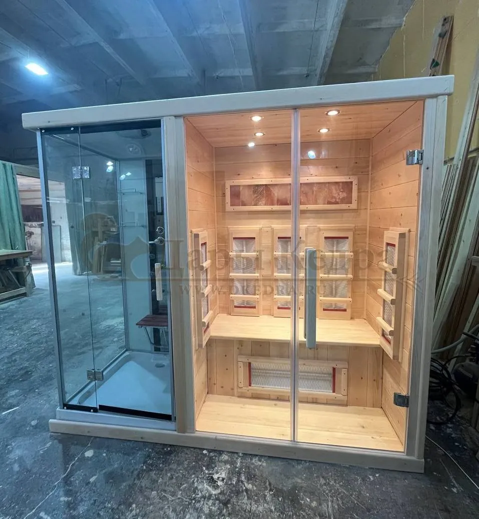 Сауна из кедра с душевой кабиной
